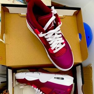 Air Jordan 4 retro gs